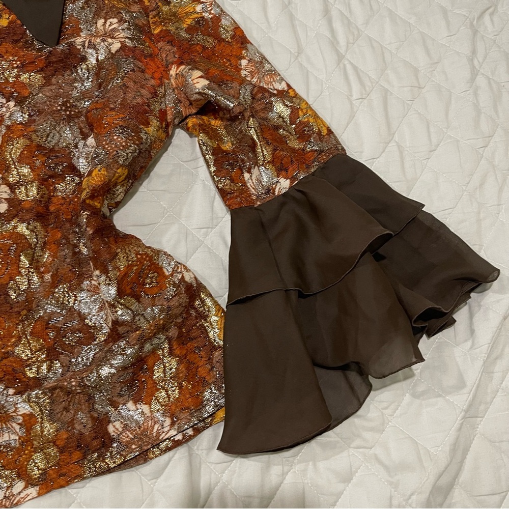 Vintage Floral Brown Women's Top with Ruffled Sleeves - Picture 4 of 6